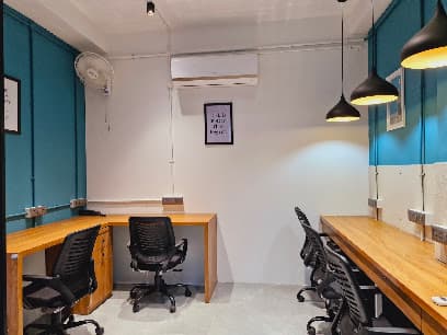iSpaceHub ( Co working space in Vadodara )